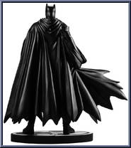 Batman (Black & White) (Lee Weeks) from DC Multiverse - Statues manufactured by McFarlane [Loose]