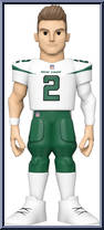 Zach Wilson (White Jersey) (Jets) from Football - Vinyl Gold - 5" Scale manufactured by Funko [Loose]