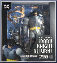 Armored Batman (Dark Knight Returns) from Mafex - DC manufactured by Medicom [Front]