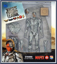 Cyborg (Justice League) from Mafex - DC manufactured by Medicom [Front]