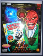 Red Skull from Marvel - Famous Covers - Bad Guys manufactured by Toy Biz [Front]