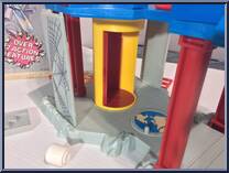 Training Center from Marvel - Super Heroes - Accessories manufactured by Toy Biz [Loose]