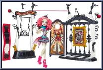 Circus Scaregrounds (Rochelle Goyle) from Monster High - Freak du Chic manufactured by Mattel [Loose]
