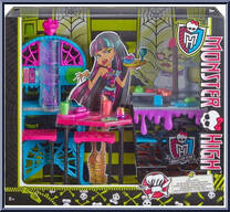 Creepateria from Monster High - Social Spots manufactured by Mattel [Front]