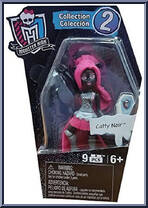 Catty Noir from Monster High - Ghouls Skullection 2 manufactured by Mega Bloks [Front]