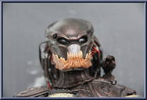 Berserker Predator from Predator - Predators manufactured by Hot Toys [Loose]