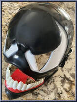 Dress-Up Set - Venom from Spider-Man - Role Playing manufactured by Toy Biz [Loose]