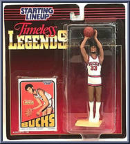 Kareem Abdul Jabbar from Starting Lineup - Timeless Legends - 1995 Series manufactured by Kenner [Front]