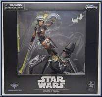 Bastila Shan (Knights of the Old Republic) from Star Wars - Gallery Diorama manufactured by Gentle Giant [Front]