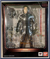Kylo Ren from Star Wars - S.H. Figuarts - Episode VIII - The Last Jedi manufactured by Bandai [Front]