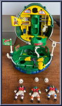 Turtle-Top - Michaelangelo's Football Playset (with Cards) from Teenage Mutant Ninja Turtles - Mini Mutants manufactured by Playmates [Loose]