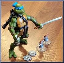 Leonardo from Teenage Mutant Ninja Turtles - Animated - Basic Assortment - 2003 manufactured by Playmates [Loose]