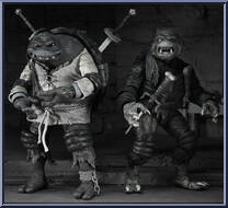 Leonardo (Hunchback) / Raphael (Wolf Man) (Black & White) from Teenage Mutant Ninja Turtles - Universal Monsters manufactured by Neca [Loose]