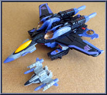 Skywarp with Thunderclash from Transformers - Armada - Maxcon Assortment manufactured by Hasbro [Loose]