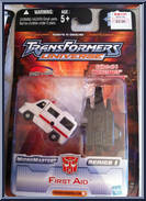 First Aid from Transformers - Universe - MicroMaster manufactured by Hasbro [Front]