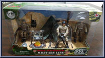 Military Life (Tent / 3 Soldiers) Action Figure