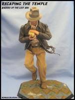 Indiana Jones & Escaping the temple (Indiana Jones) Custom Miniature / Figurine