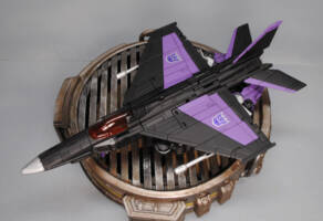 Skywarp (Transformers) Custom Action Figure