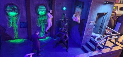 Ace chemicals plant (DC Multiverse) Custom Diorama / Playset