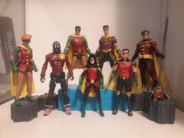 Robin (Damián Wayne) (DC Universe) Custom Action Figure