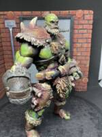 Yakgnoth the Brute (World of Warcraft) Custom Action Figure [3/4 right]