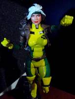 Rogue (Marvel Legends) Custom Action Figure