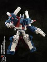 Headmaster Ultra Magnus (Transformers) Custom Action Figure