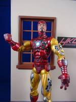 Battle Damaged Classic Iron Man (Marvel Legends) Custom Action Figure