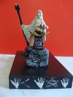 Consulting the Palantir (Lord of the Rings) Custom Miniature / Figurine