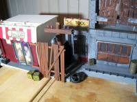 Street Level Dio (Marvel Universe) Custom Diorama / Playset