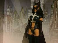 Huntress (DC Universe) Custom Action Figure