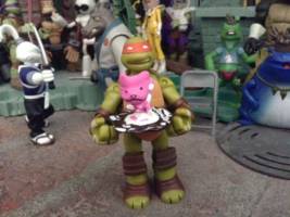 TMNT Ice Cream Kitty (Teenage Mutant Ninja Turtles) Custom Miniature / Figurine