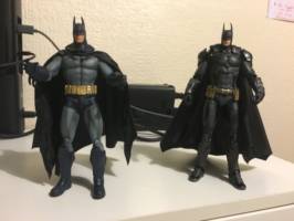 Arkham series Batman cloaks (Batman - Arkham Knight) Custom Diorama / Playset [Front view capes flat]