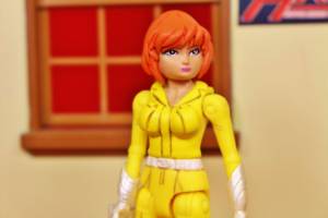 April O'neil neo classic suit (Playmates/Nickelodeon style) (Teenage Mutant Ninja Turtles) Custom Action Figure
