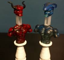 Red Rocker Vs. Blue Bomber (Hack / Slash) Custom Statue / Bust [Fully Extended]