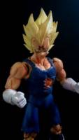 Vegeta Majin SSJ Damaged - SH Figuarts (Dragonball Z) Custom Action Figure