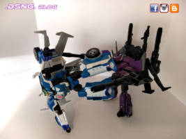 Custom Shockwave [ Fall of Cybertron] (Transformers) Custom Action Figure