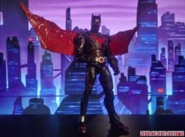 Batman Beyond (Batman Beyond) Custom Action Figure [Batman Beyond custom action figure Gotham City background]