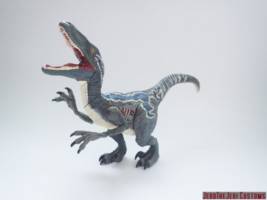 Blue the Velociraptor (Jurassic World) (Jurassic Park) Custom Action Figure
